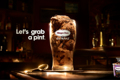 Häagen Dazs St Patricks Day Experiential Ad Asks "Can I Buy You A Pint?" awb blogs (4)