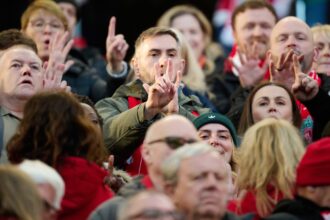 carlsberg and liverpool fc bring fans together to sign the iconic anthem youll never walk alone in british sign language 10 1