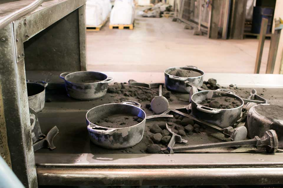 Le Crueset factory making