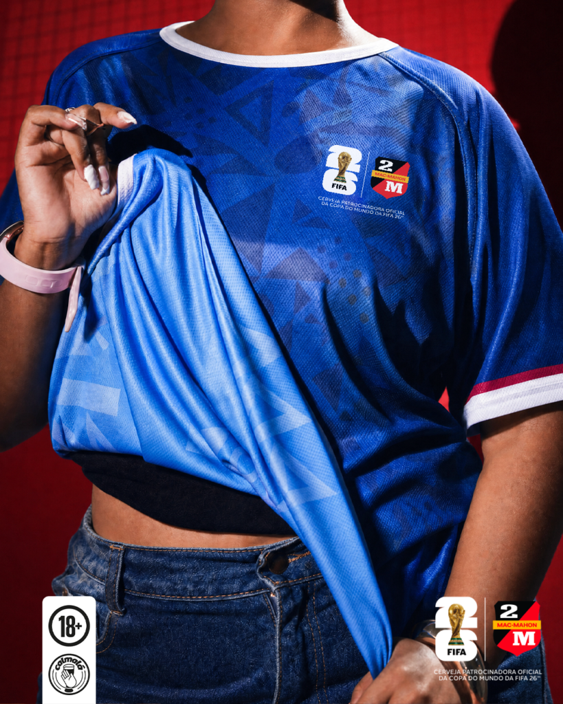 2M made a jersey you can flip when your team starts losing. So you're always on the winning side. 2m photoshoot content plan carroseel1 a